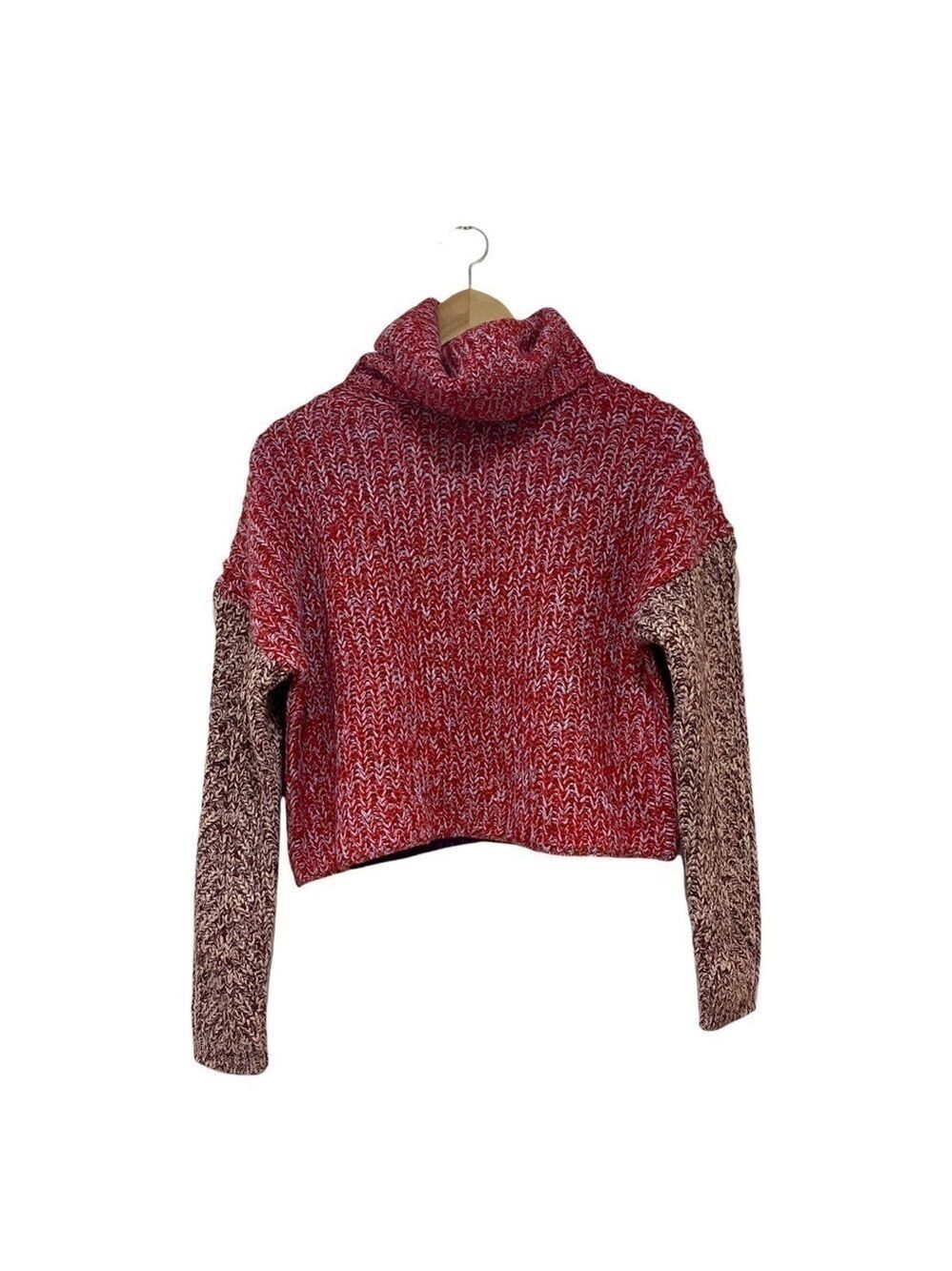ONLY reversible (front to back) soft knit slight crop turtleneck sweate…